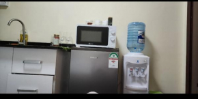 Delly small studio